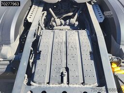 Mercedes Actros 1851 Actros 4X2 BigSpace 2x Tanks