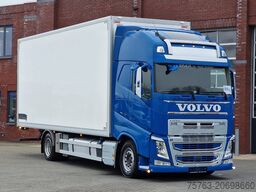 Volvo FH 13.460 Globetrotter XL 4x2 - Box with side d...