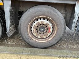 Schmitz Cargobull N/A Curtainside / Discbakes / Schmitz Axles