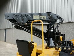 Caterpillar TH360B Welding Tractor