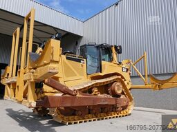 Caterpillar D8T Pipe carrier