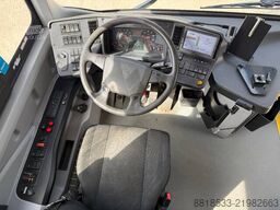 Volvo B8R 8900