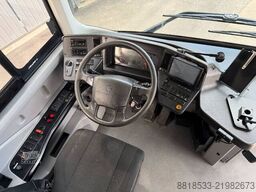 Volvo 8900