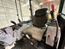 Kubota KX 027-4