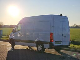MERCEDES-BENZ SPRINTER 317 L2H2 Mbux RWD!
