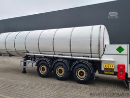 CRYOBASE GmbH gas tank semi-trailer for CO2 Carbon dio