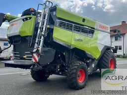 Claas LEXION 6700
