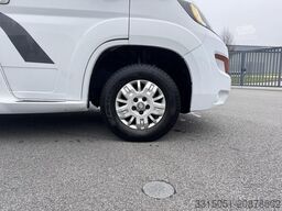 WEINSBERG CaraCompact 600 MEG Pepper Markise+Sat TV