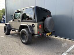 Jeep WRANGLER TJ 4.0i 4x4