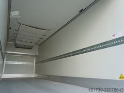 DAF XF 450 6x2 / KRONE 20 EPAL refrigerator
