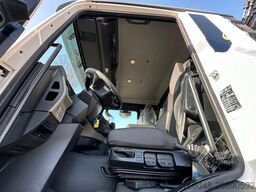 MAN TGS 28.440 6x4-4/3-Seiten- Kipper / Hiab 228-6