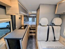 PÖSSL Trenta 640 Plus MAXI CHASSIS, 140 PSAUTOMATIK