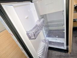 PÖSSL Trenta 640 Plus MAXI CHASSIS, 140 PSAUTOMATIK