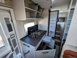 BÜRSTNER Lineo T 690 G UVP 94.170 ¤