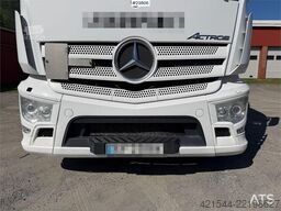 Mercedes-Benz Actros 1835L 4x2 box truck w/ ADR rigged, new clut