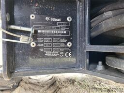 BOBCAT L28