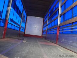 Scania R 400 6x2 curtainside in combo with Burg trailer