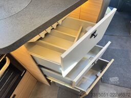 MALIBU T 450 RB LE Lithium+Markise+Backofen+ACC