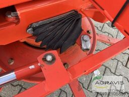 Kuhn GF 8702