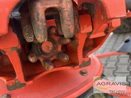 Kuhn GF 8702