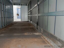 Schmitz Cargobull Trailer verschiedener Bauarten