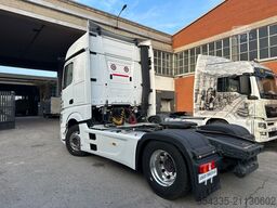 Mercedes-Benz Actros 1848