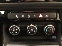 Mercedes-Benz T 180 d **MBUX,Klima,PDC