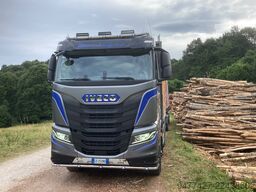 Iveco S-WAY (AS280XY/PS HR)