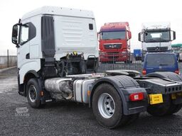 IVECO X-Way 480 AS440XT/P SZM Schubbodenhydraulik