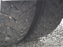 IVECO X-Way 480 AS440XT/P SZM Schubbodenhydraulik