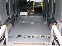 MERCEDES-BENZ Sprinter 313 CDi Rollstuhllift TriFlex air 95KW
