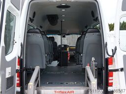 MERCEDES-BENZ Sprinter 313 CDi Rollstuhllift EL. Tür 95KW Eur5