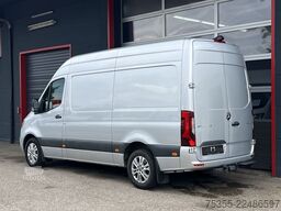 MERCEDES-BENZ Sprinter 319 CDI DISTRONIC NAVI 10MBUX 360° CAM