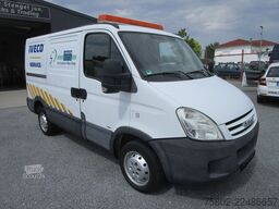 IVECO Daily 29L12V HPI 2.3 16V *3-Sitzer+AHK+Regale*