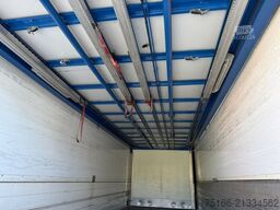 MERCEDES-BENZ ACTROS 2535 L Getränkekoffer 7,55 m LBW 2 T*LENK