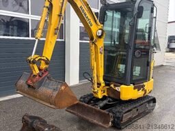 Komatsu PC 16 R-3HS Minibagger 1770kg