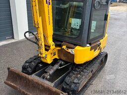 Komatsu PC 16 R-3HS Minibagger 1770kg
