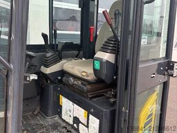 Komatsu PC 16 R-3HS Minibagger 1770kg