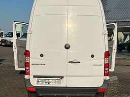 MERCEDES-BENZ Sprinter II Kasten 313 CDI Scheckheftgepflegt