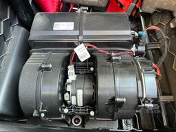 VOLKSWAGEN CRAFTER 2,0 TDI 9 SITZER KAMERA AHK KLIMA RAMPE