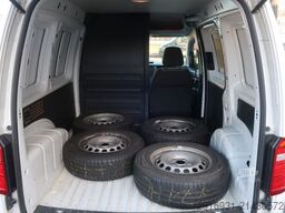 VOLKSWAGEN Nr. 210 Caddy 1.Hand / Klima / 8-Fach bereift