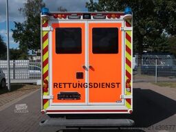 MERCEDES-BENZ Sprinter 519CDI RTW 2. Hand / SHZ / Fzg NR:A70