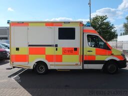 MERCEDES-BENZ Sprinter 519CDI RTW 2. Hand / SHZ / Fzg NR:A70