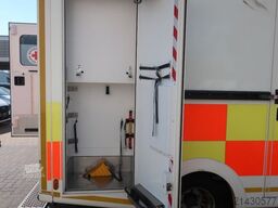 MERCEDES-BENZ Sprinter 519CDI RTW 2. Hand / SHZ / Fzg NR:A70