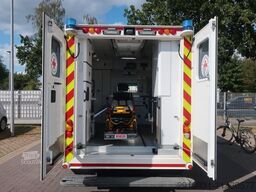 MERCEDES-BENZ Sprinter 519CDI RTW 2. Hand / SHZ / Fzg NR:A70