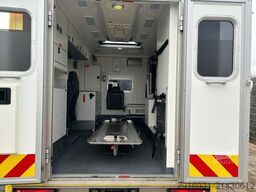 MERCEDES-BENZ Sprinter II 516 CDI / Klima / Automatik / RTW