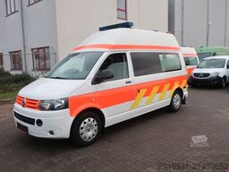VOLKSWAGEN T5 Transporter Hochdach lang/KTW/Klima/FN: 26
