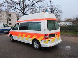 VOLKSWAGEN T5 Transporter Hochdach lang/KTW/Klima/FN: 26