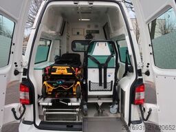 VOLKSWAGEN T5 Transporter Hochdach lang/KTW/Klima/FN: 26