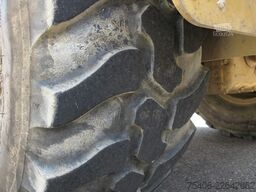 caterpillar 906H2 Radlader, Schaufel + Gabel